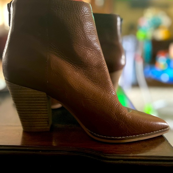 Lucky brand Adalan brown leather high heels bootie ankle boot size 9 - Picture 3 of 6